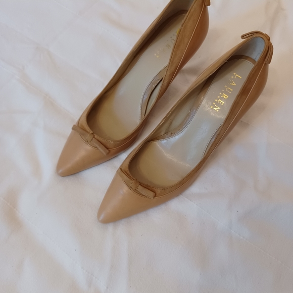 Pointy heels - Picture 5 of 6